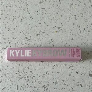 Kylie Cosmetics KYBROW in Pink